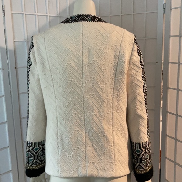 White Aztec Trim Jacket sz4 - Picture 6 of 9